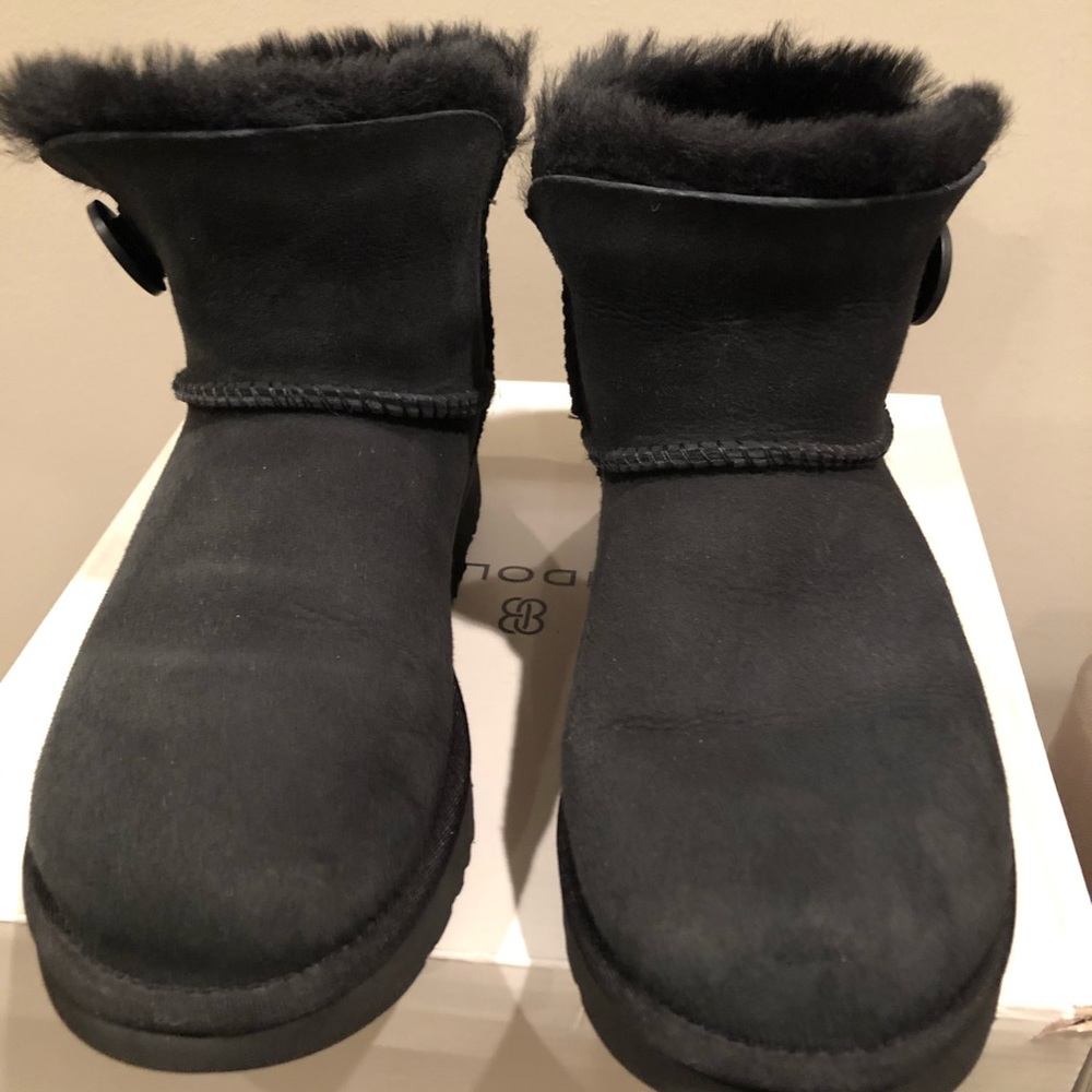 Uggs... One Button Bailey